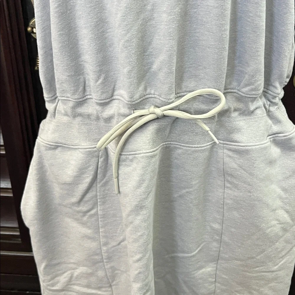 The North Face Light Gray Sleeveless Dress - Picture 3 of 8